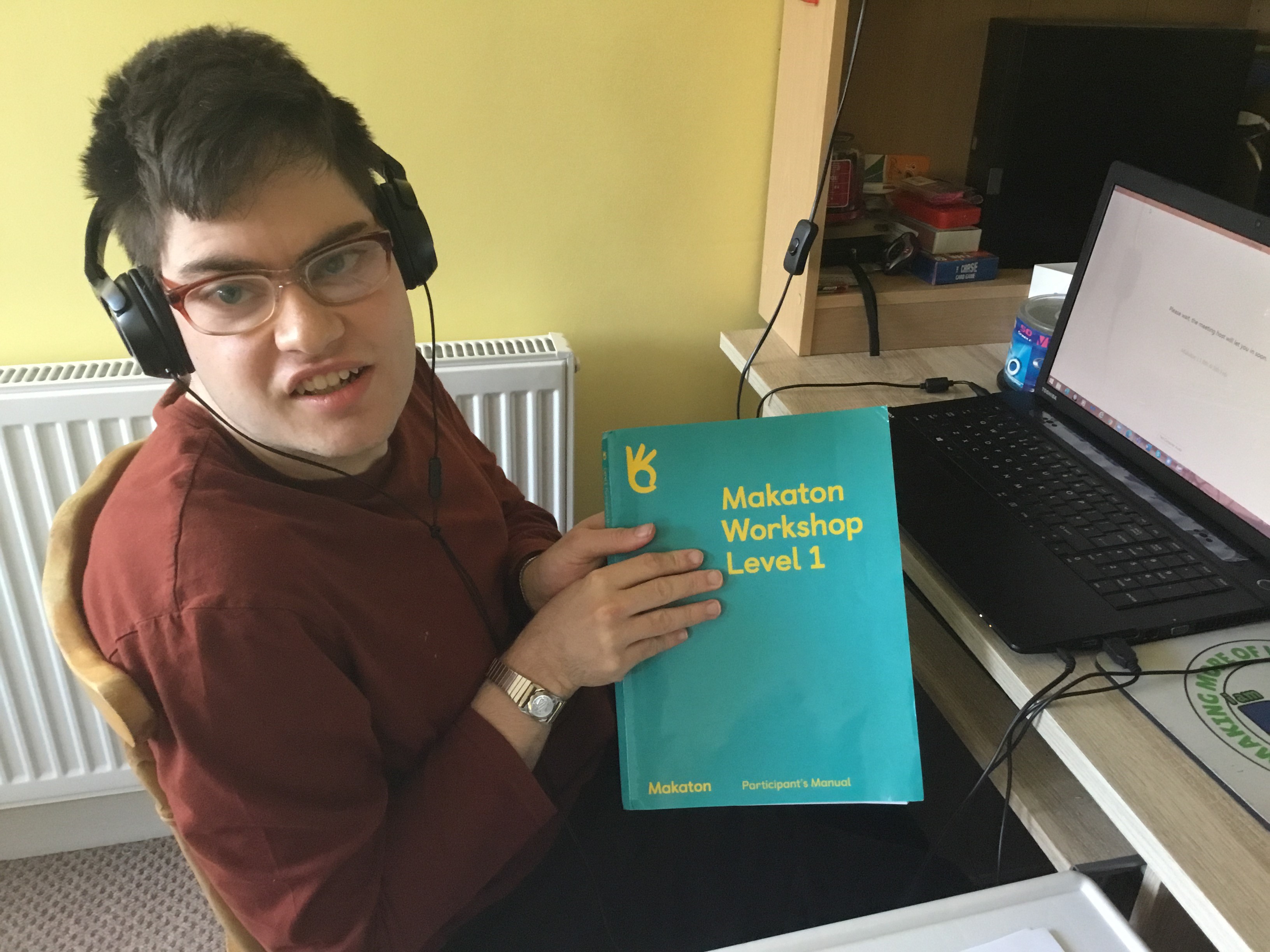 T Signing Helper with Makaton Level 1 Workshop manual